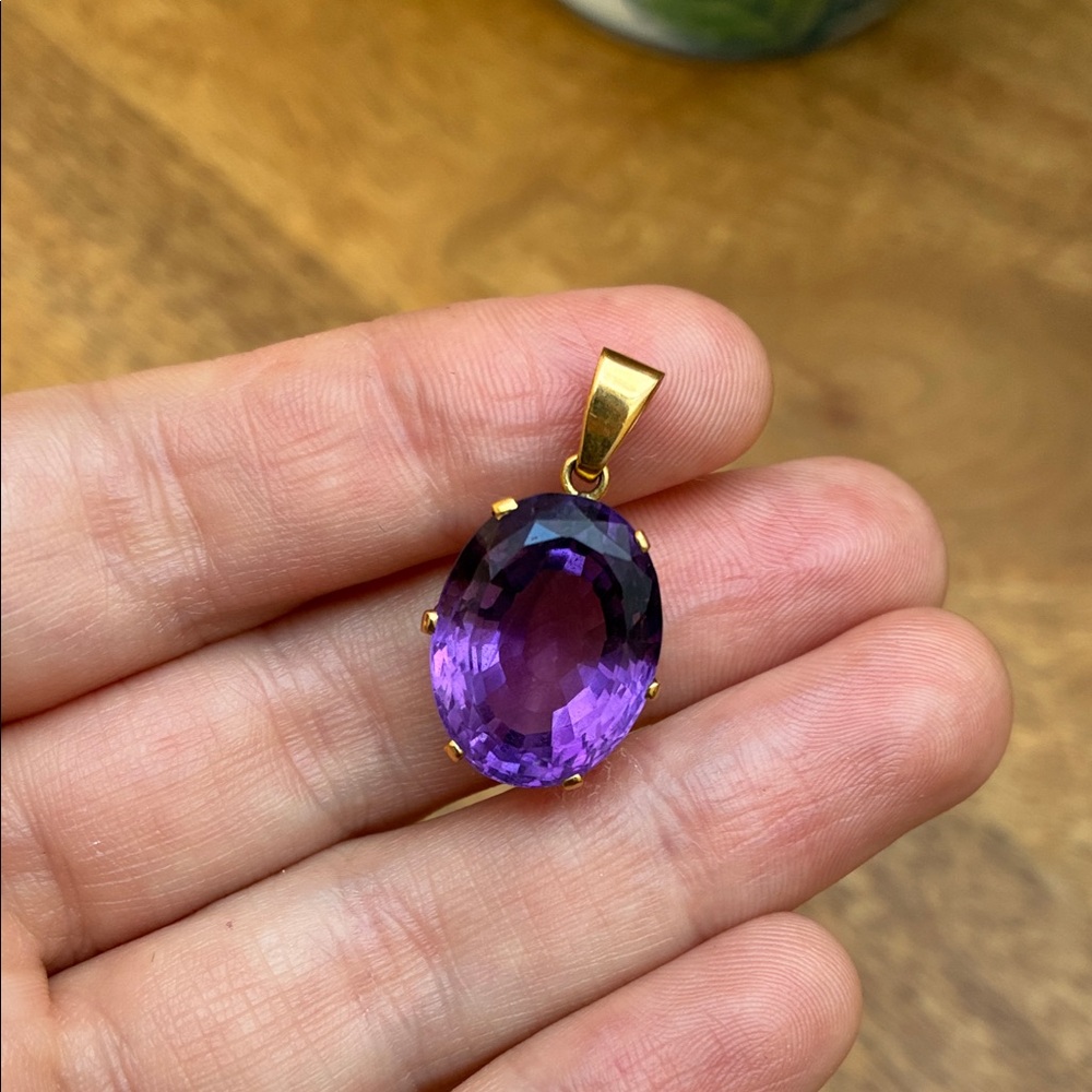18k solid gold HUGE  13 carat amethyst pendant 💜